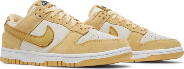 Nike Dunk Low Celestial Gold Suede (Mujer)