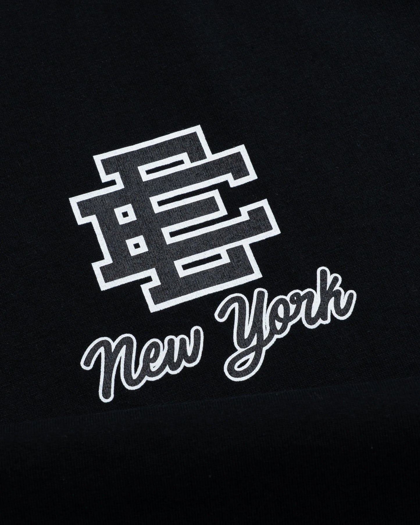 Eric Emanuel Basic T-Shirt 'Black'