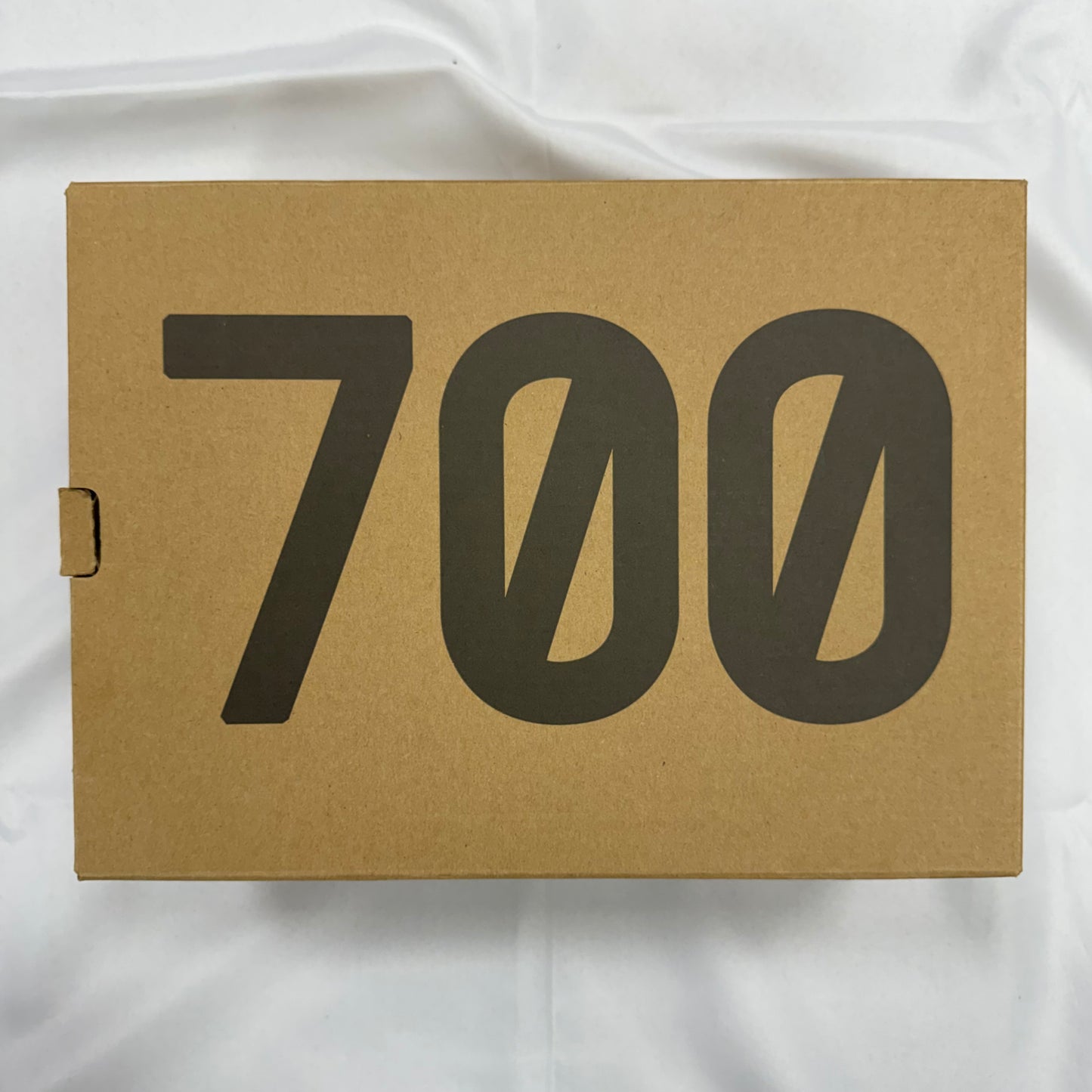 Yeezy Boost 700 Mauve (Pre-Owned)