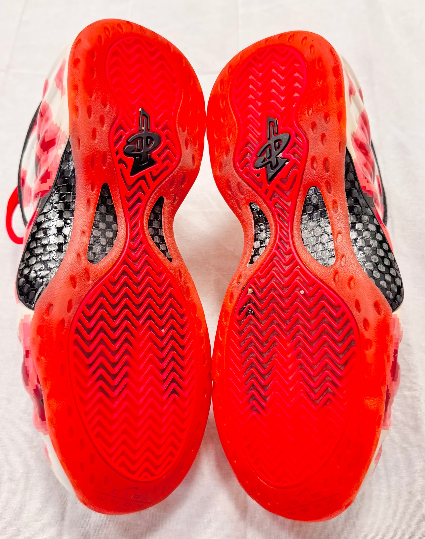 Nike Air Foamposite One Thermal Map (Pre-Owned)