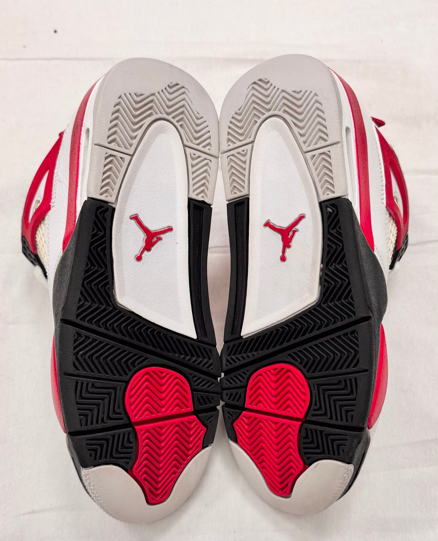 Jordan 4 Retro Red Cement (Pre-Owned)