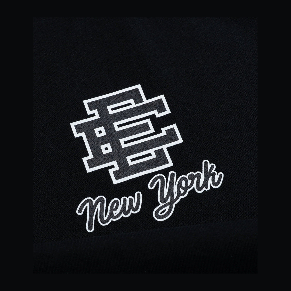 Eric Emanuel Basic T-Shirt 'Black'