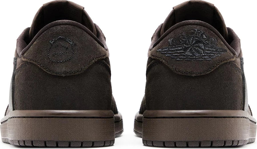 Jordan 1 Retro Low OG SP Travis Scott Terciopelo Marrón