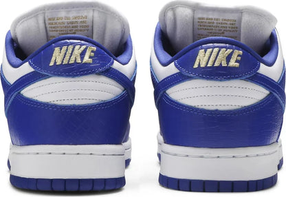 Nike SB Dunk Low Supreme Stars Hyper Royal (2021)