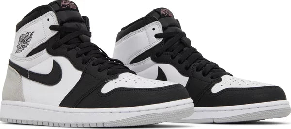 Jordan 1 Retro High OG Coral blanqueado