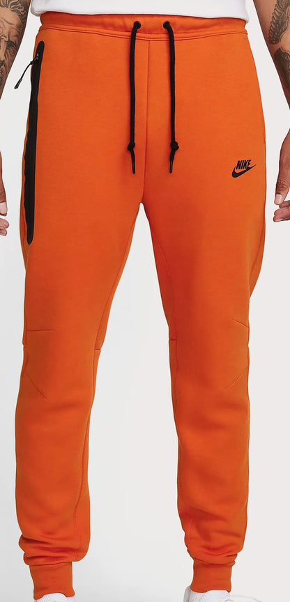 Nike Tech Fleece Slim-Fit Joggers