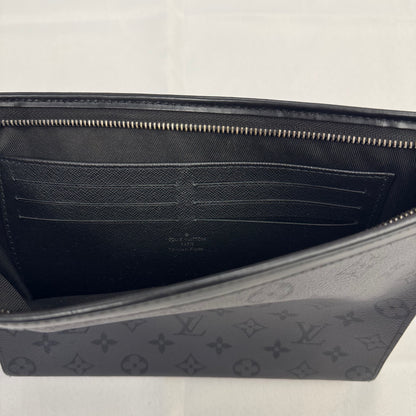Louis Vuitton Pochette Voyage Monogram Eclipse MM Black/Grey (Pre-Owned)