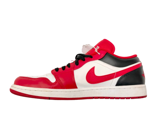 Jordan 1 Low Bulls (Pre-owned)
