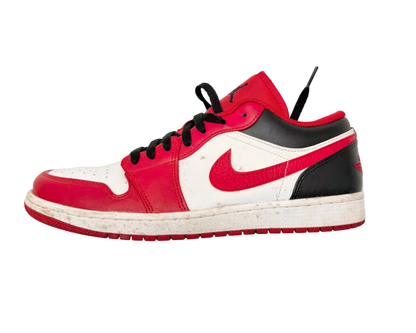 Jordan 1 Low Bulls (Pre-owned)