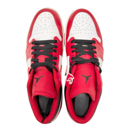 Jordan 1 Low Bulls (Pre-owned)