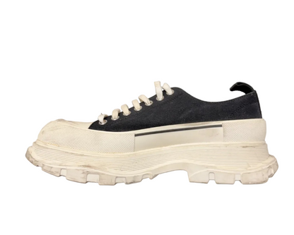 Alexander McQueen Wmns Tread Slick Lace Up 'Black White' (Pre-owned)