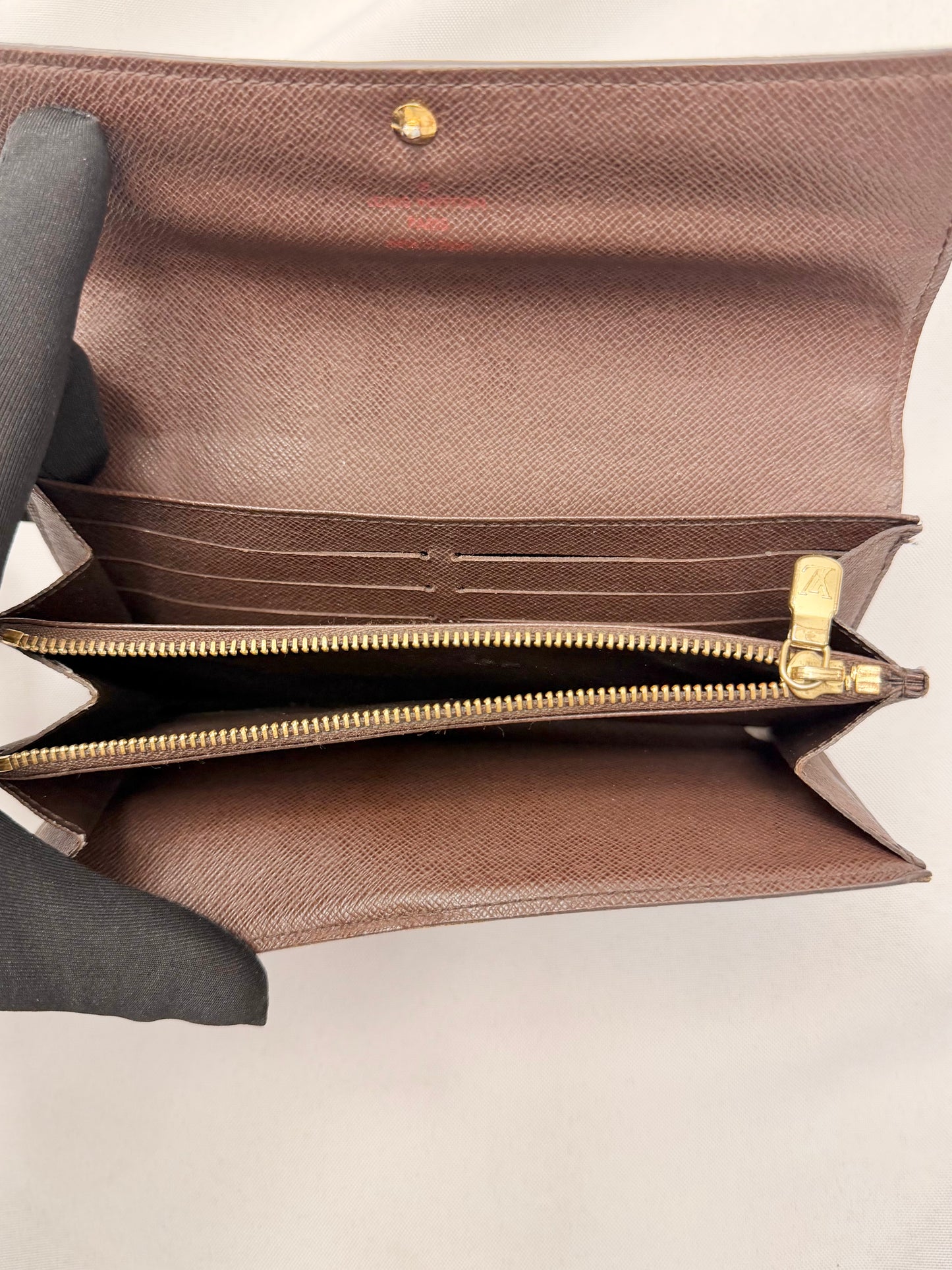 Louis Vuitton Damier Ebene Sarah Wallet (Pre-owned)