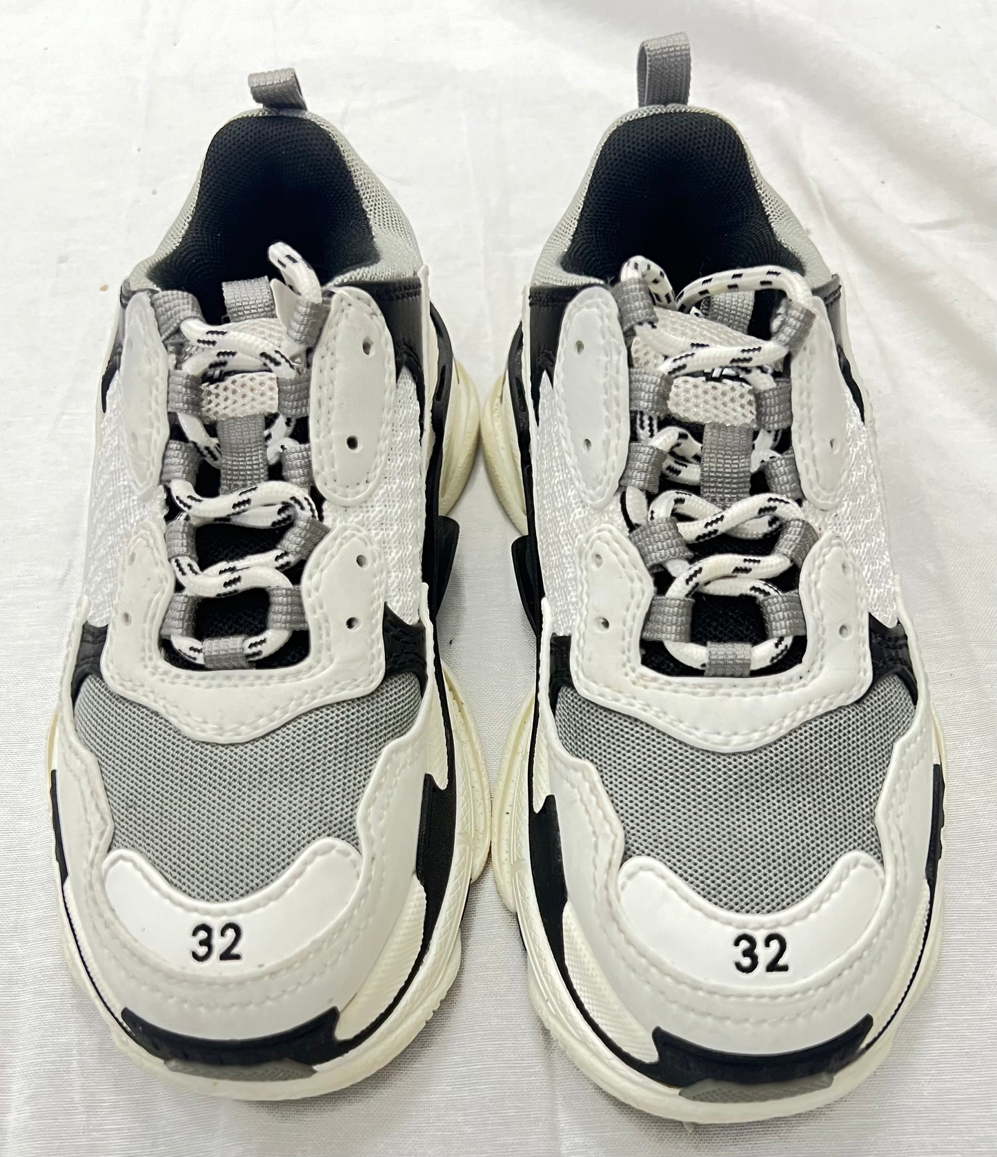 Balenciaga Triple S Grey White (Pre-Owned)