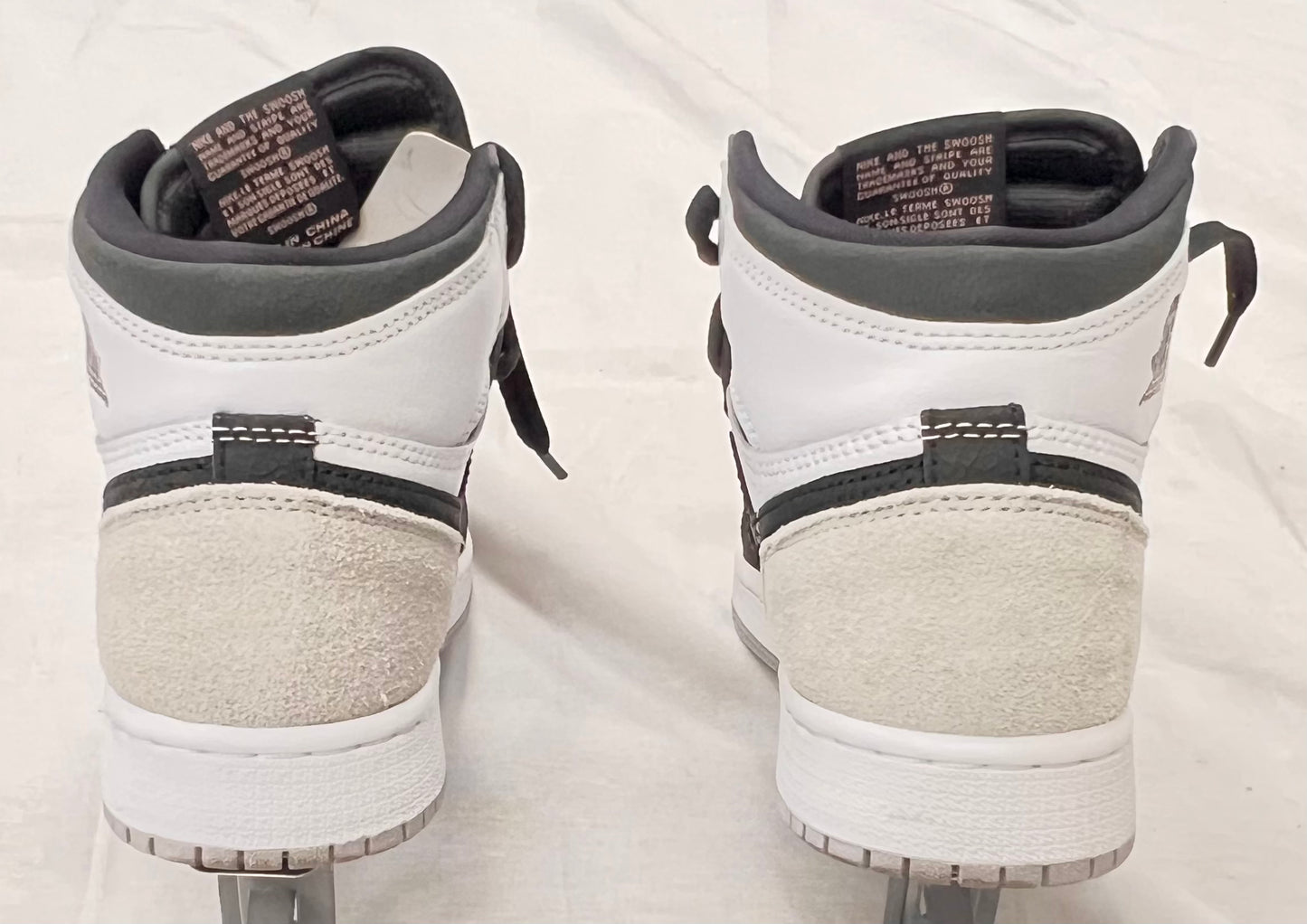 Jordan 1 Retro High OG Bleached Coral (GS) (Pre-Owned)