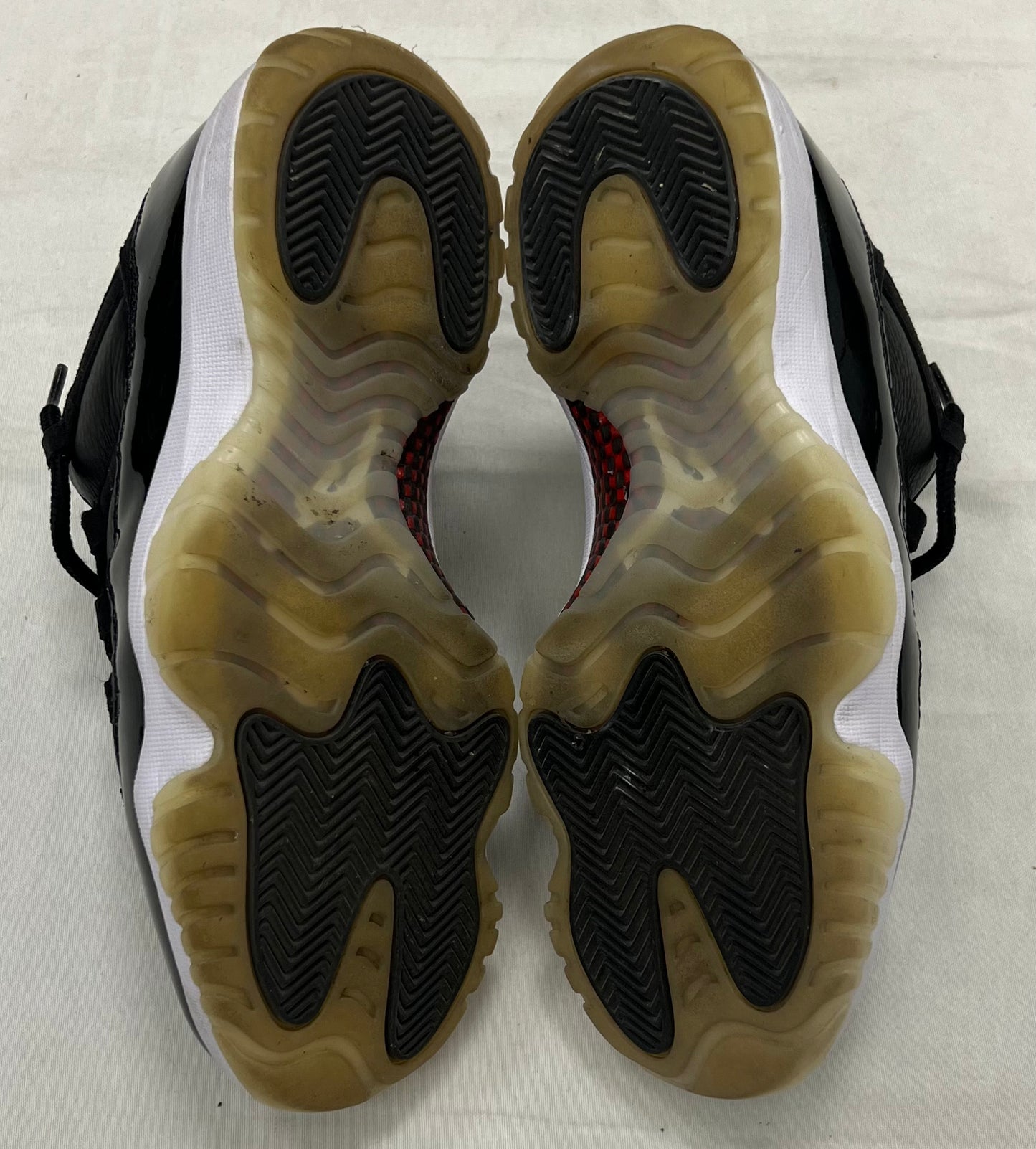 Jordan 11 Retro Low 72-10 (Pre-Owned)