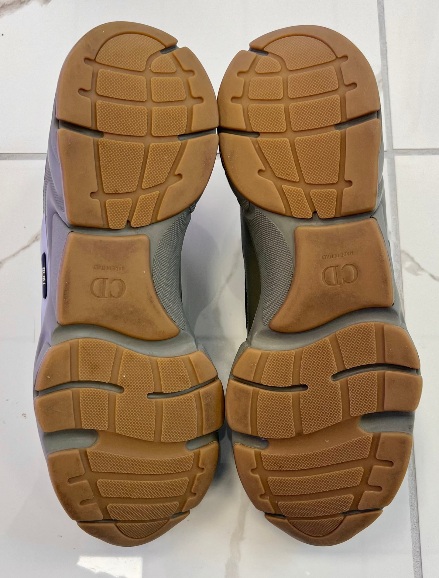 Dior B22 Cream Black Olive Blue (Pre-Owned)