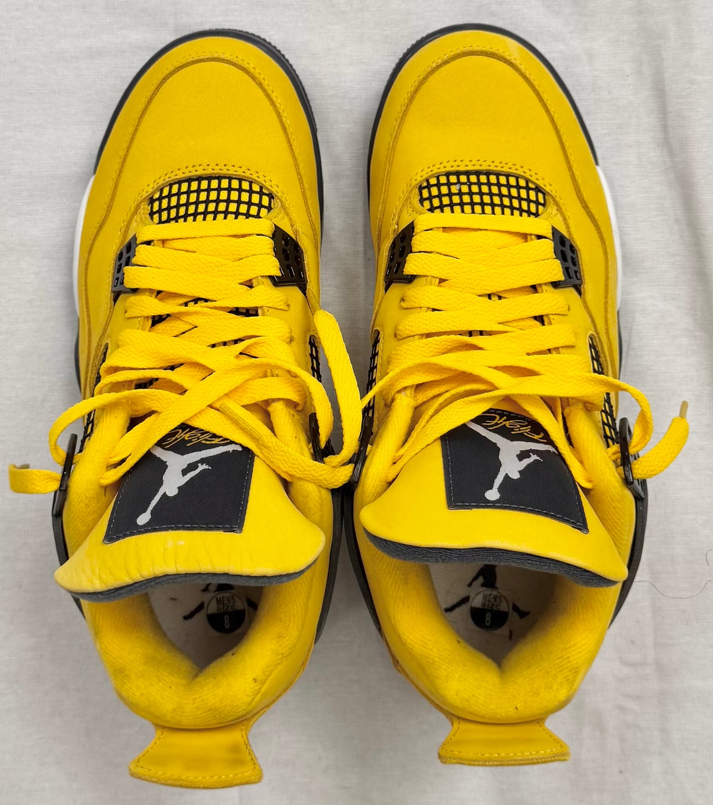 Jordan 4 Retro Lightning (2021) (Pre-Owned)