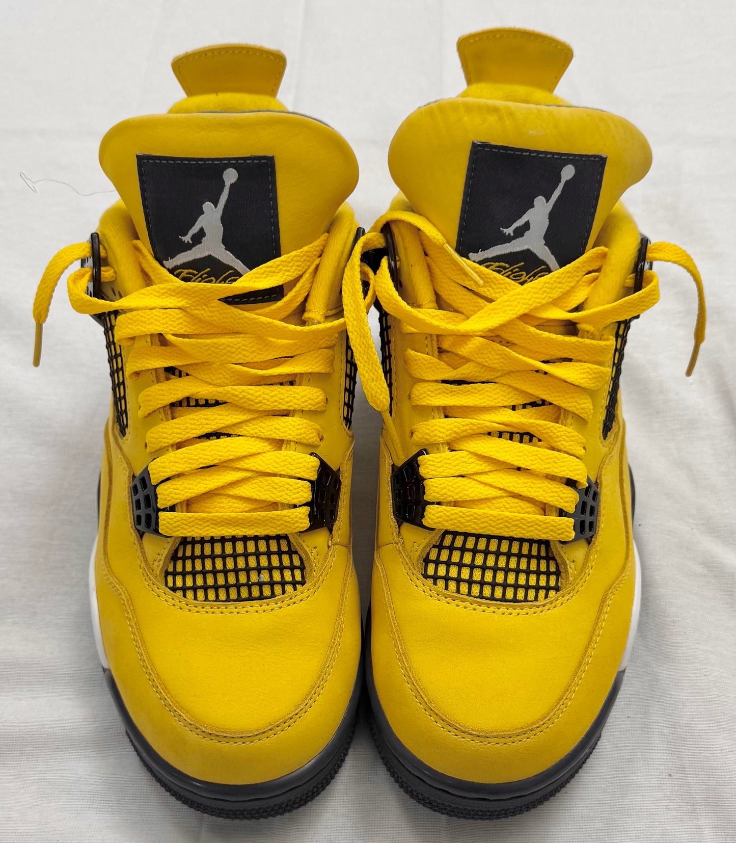 Jordan 4 Retro Lightning (2021) (Pre-Owned)