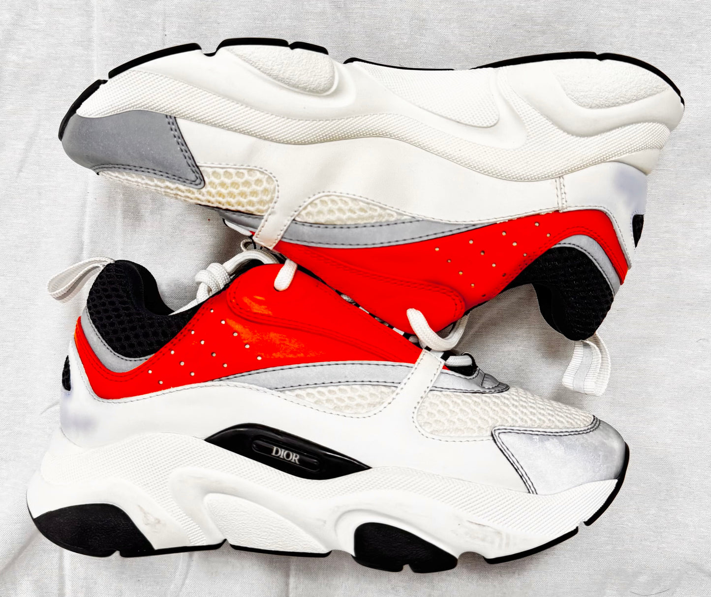 Dior B22 Orange White (Pre-Owned)