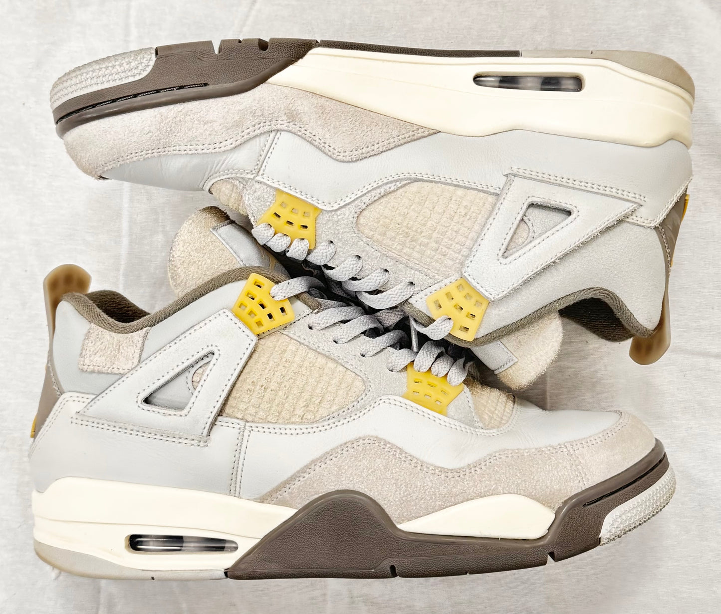 Jordan 4 Retro SE Craft Photon Dust (Pre-Owned)