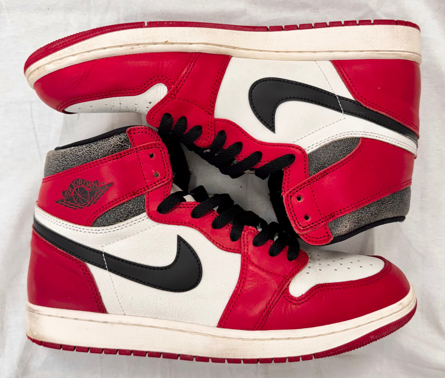Jordan 1 Retro High OG Chicago Lost and Found (Pre-Owned)