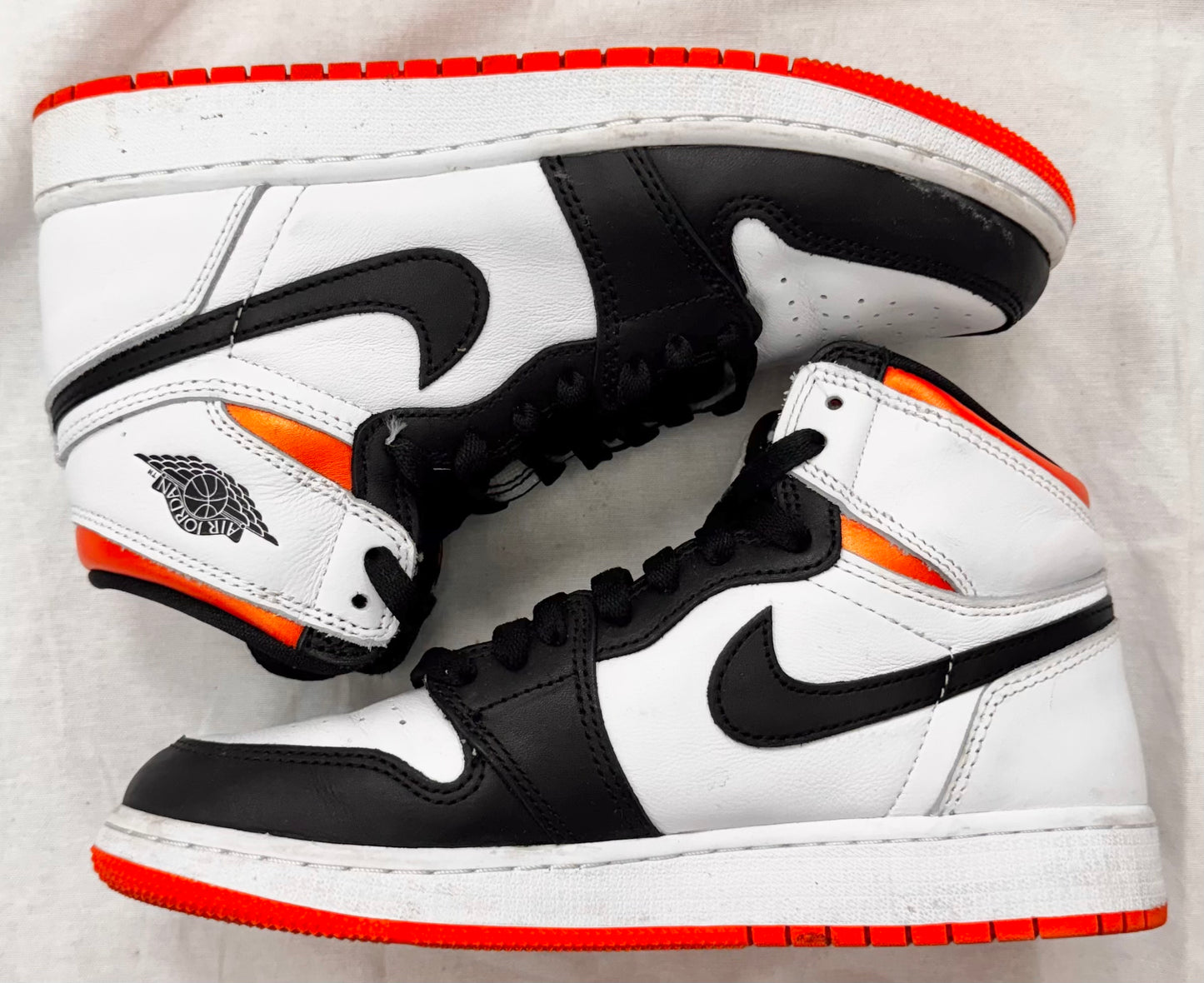 Jordan 1 High OG Electro Orange (GS) (Pre-Owned)