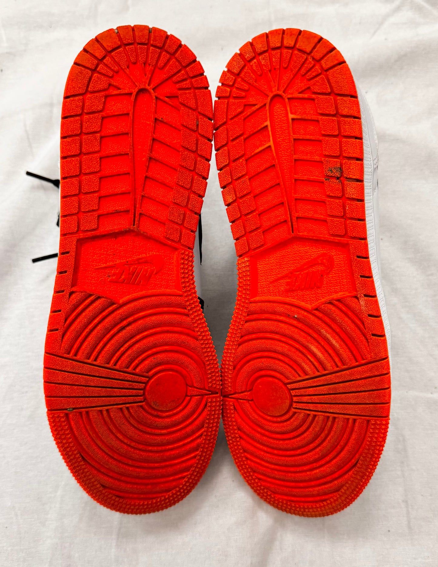 Jordan 1 High OG Electro Orange (GS) (Pre-Owned)
