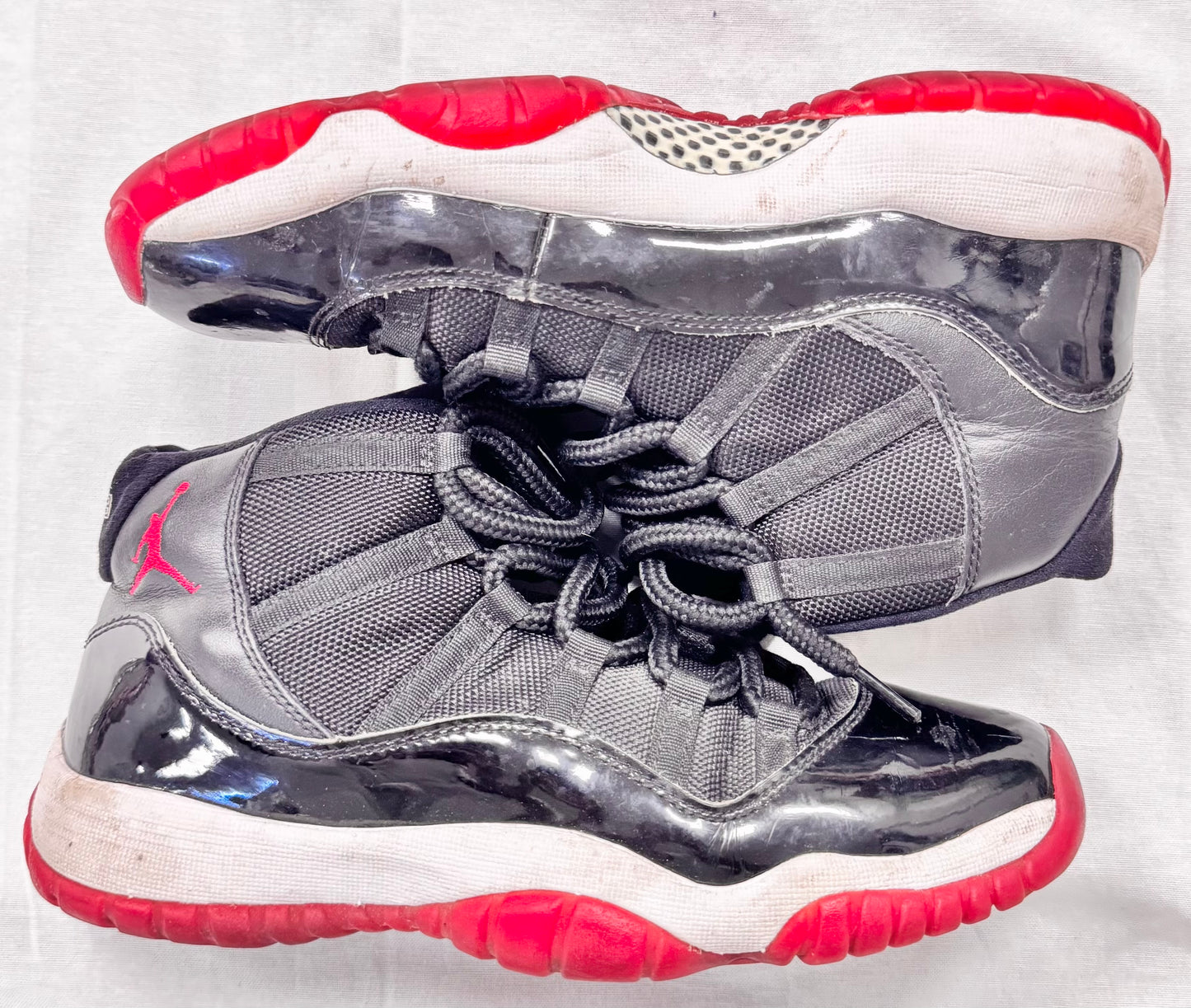 Jordan 11 Retro Playoffs Bred (2019) (GS) (Pre-Owned)