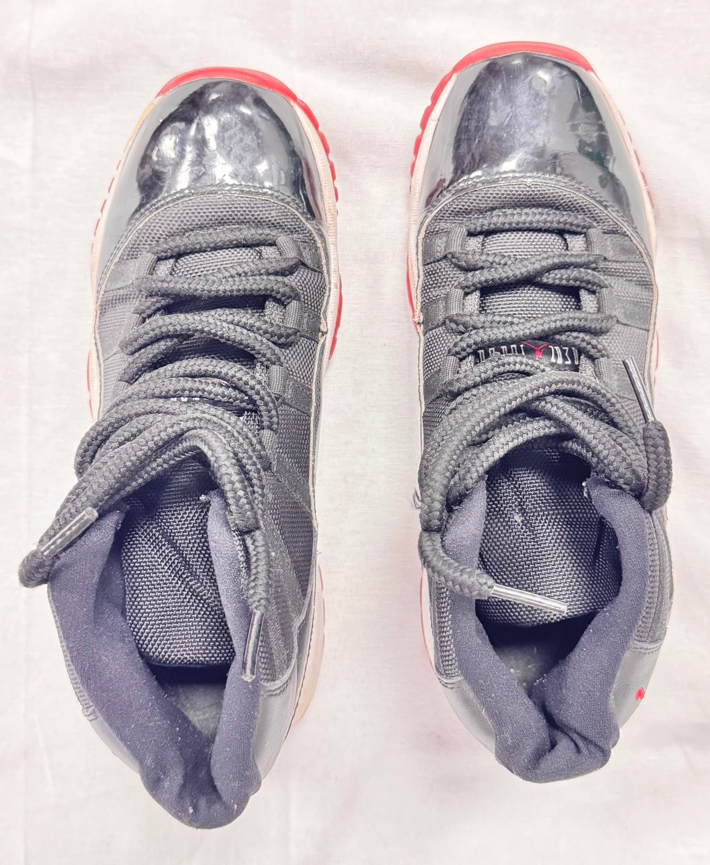 Jordan 11 Retro Playoffs Bred (2019) (GS) (Pre-Owned)