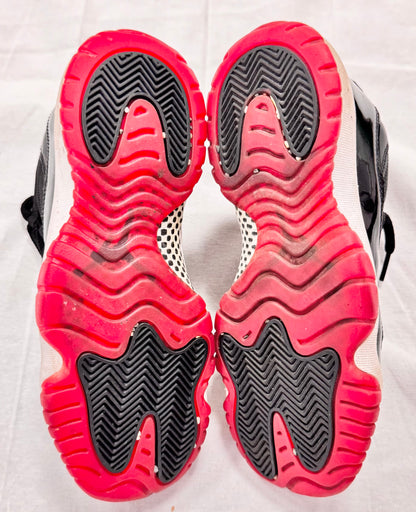 Jordan 11 Retro Playoffs Bred (2019) (GS) (Pre-Owned)
