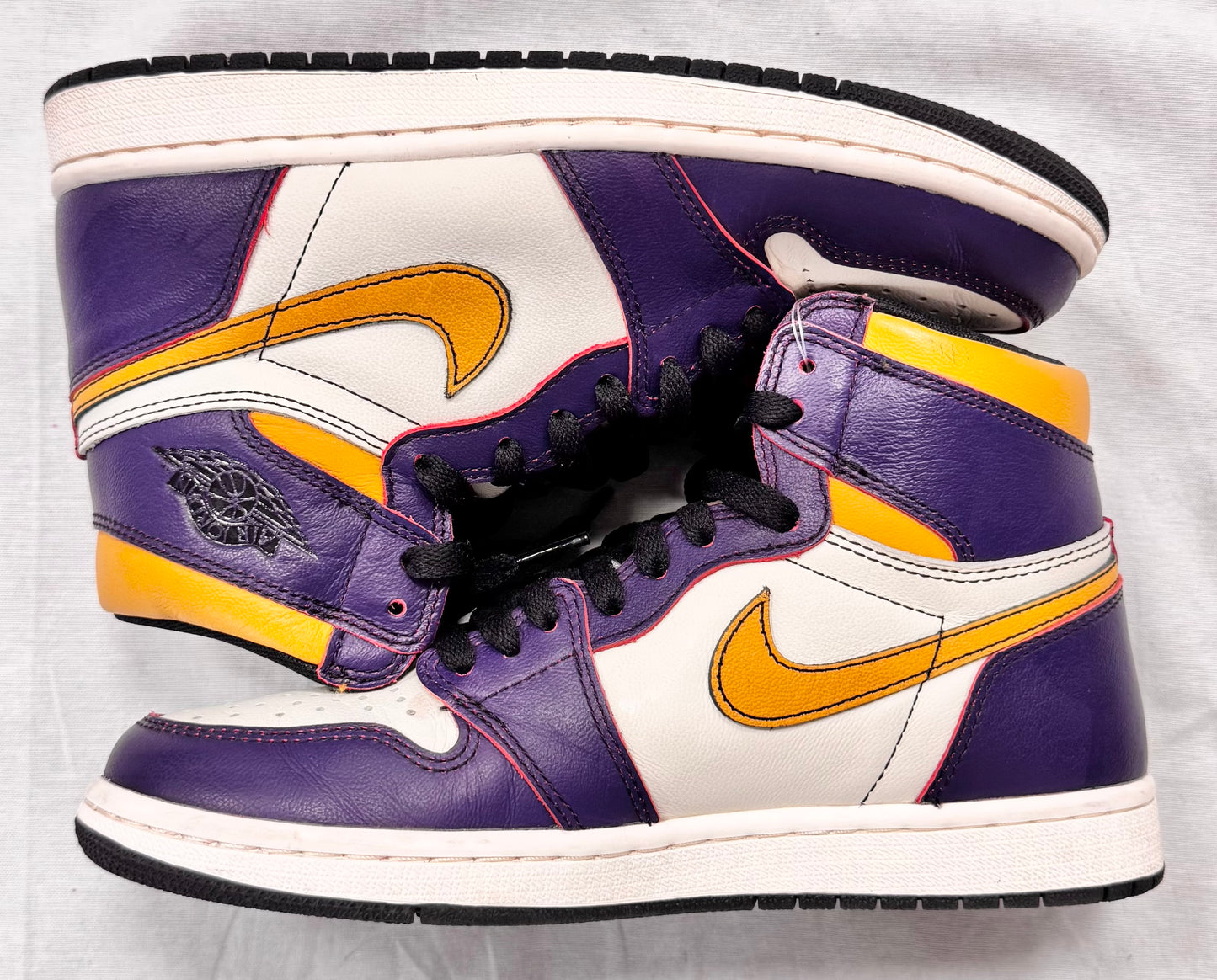 Jordan 1 Retro High OG Defiant SB LA to Chicago (Pre-Owned)