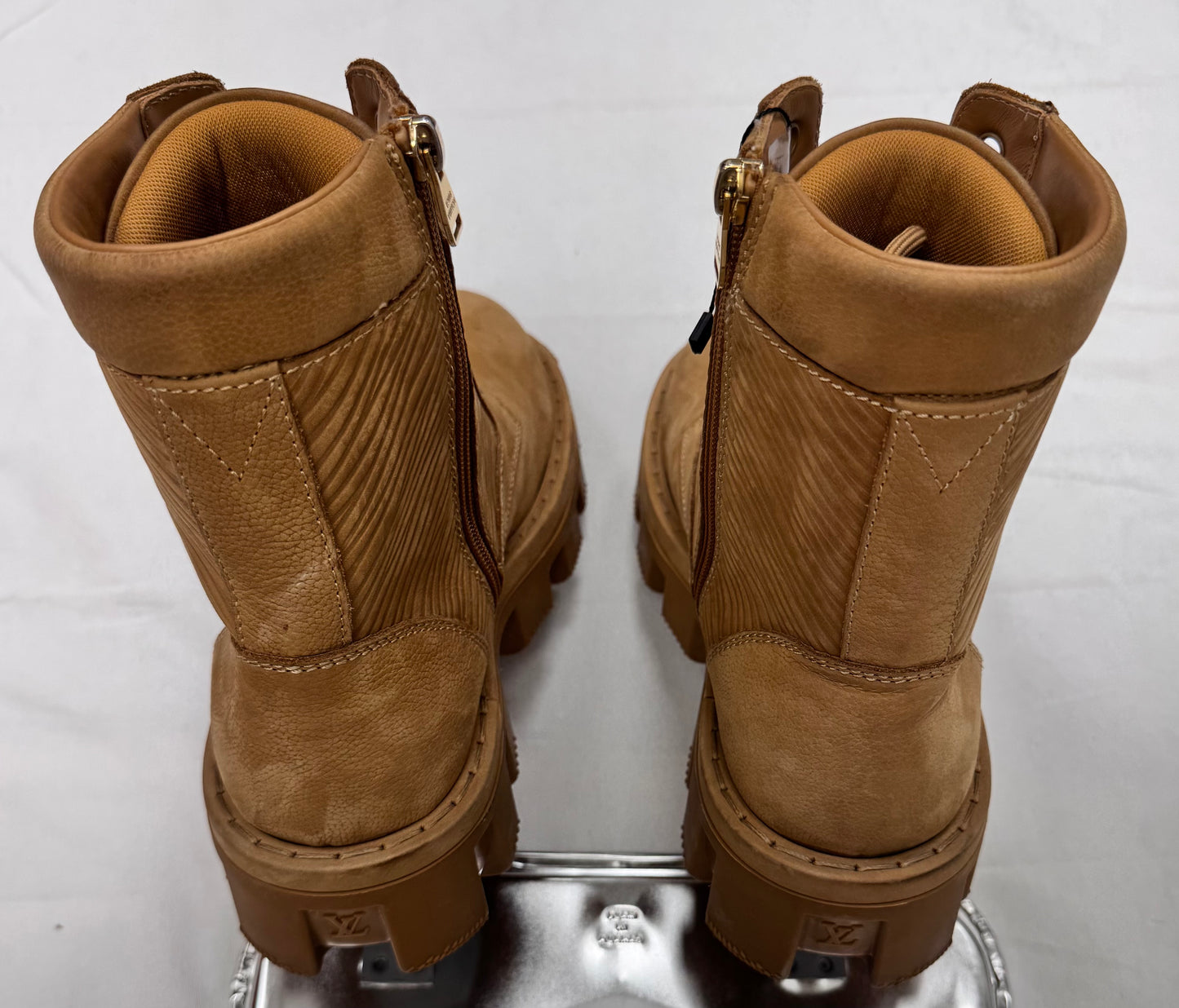 LV Checker Ranger Boot (Pre-Owned)