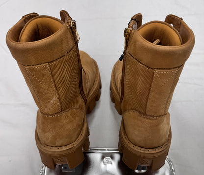 LV Checker Ranger Boot (Pre-Owned)