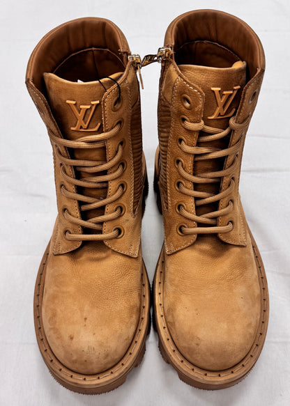 LV Checker Ranger Boot (Pre-Owned)