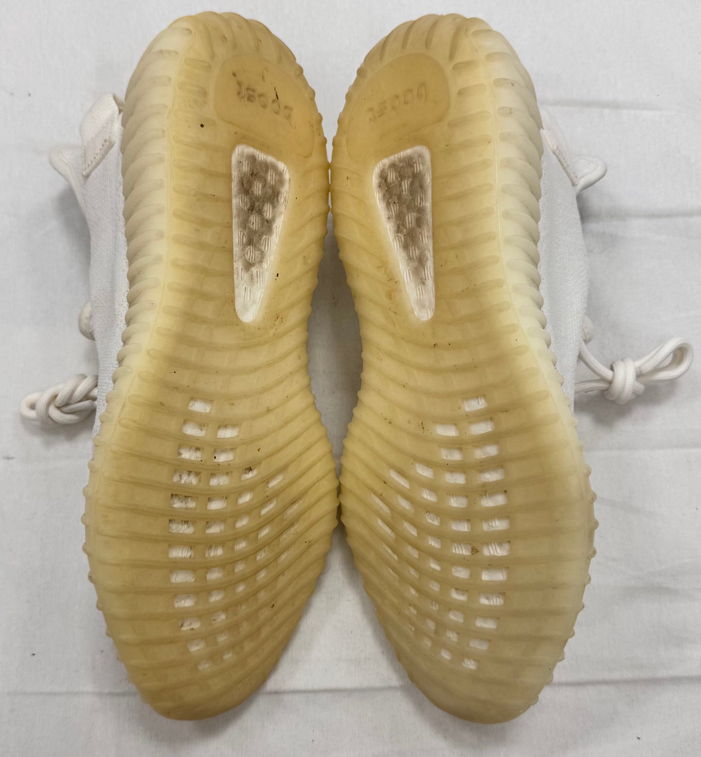 adidas Yeezy Boost 350 V2 Cream  (Pre-Owned)