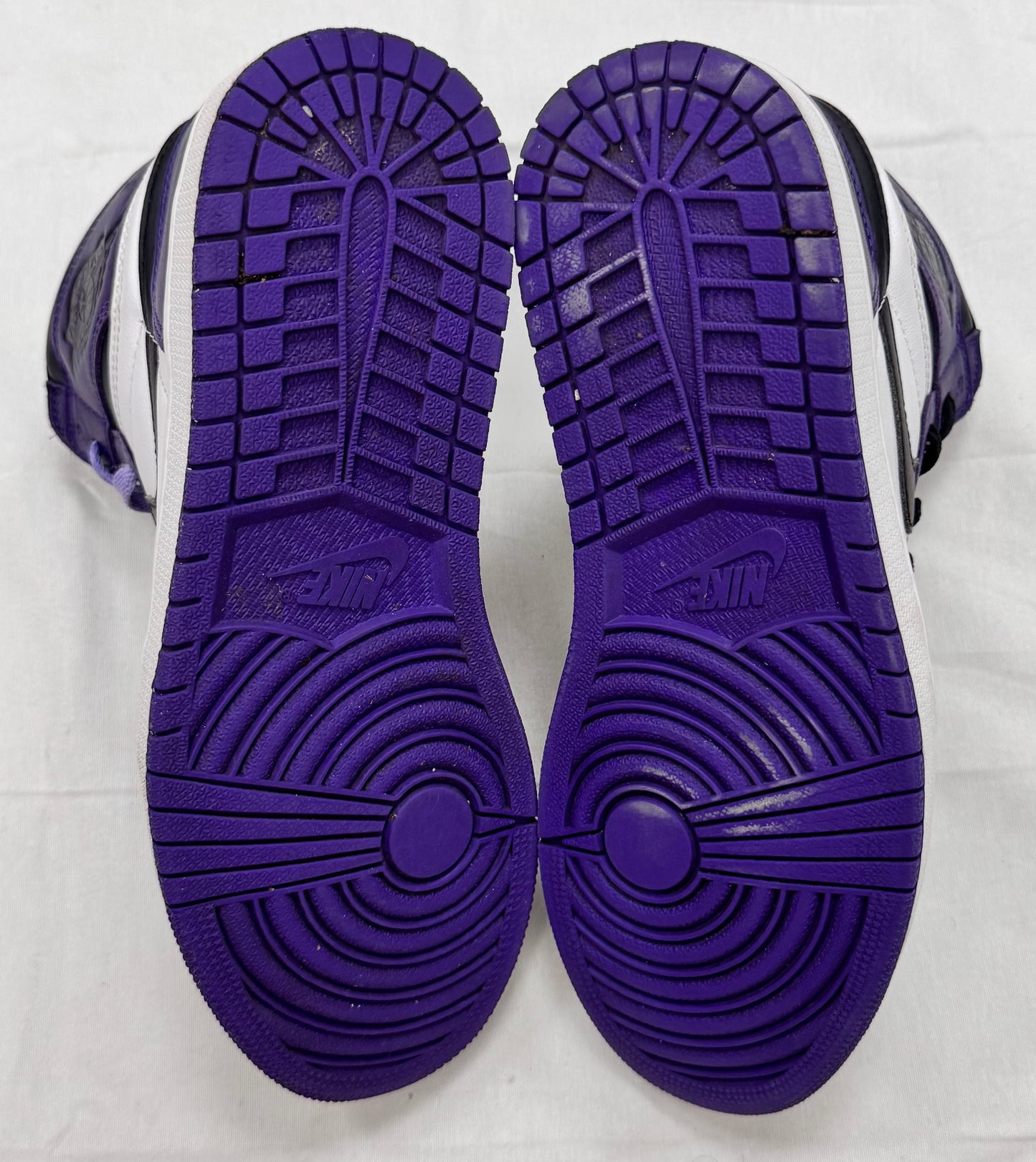 Jordan 1 Retro High Court Purple White (Pre-Owned)