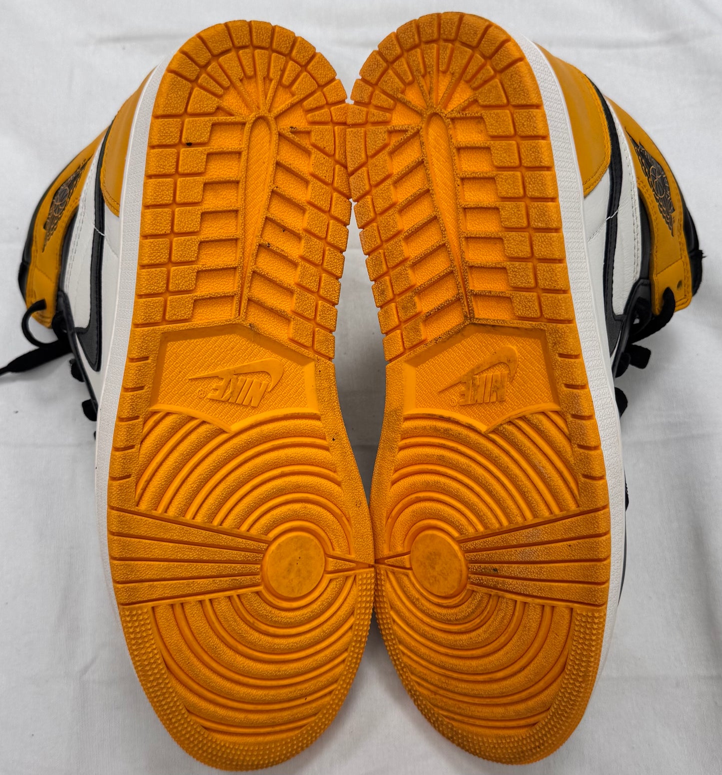 Jordan 1 Retro High OG Taxi (Pre-Owned)