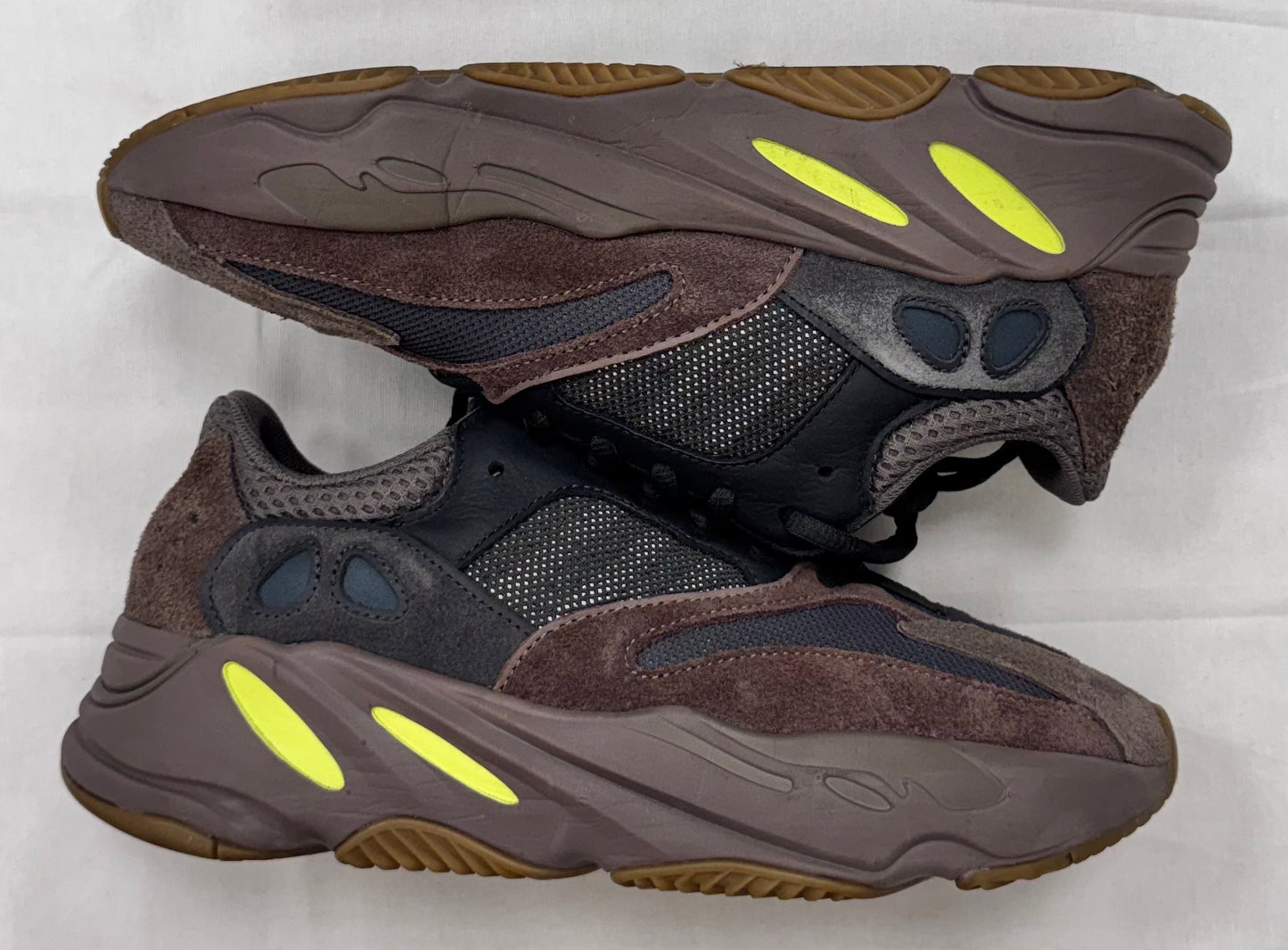 adidas Yeezy Boost 700 Mauve (Pre-Owned)