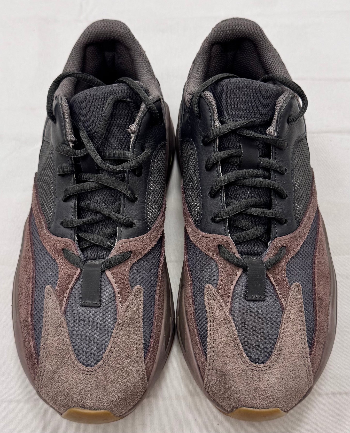 adidas Yeezy Boost 700 Mauve (Pre-Owned)