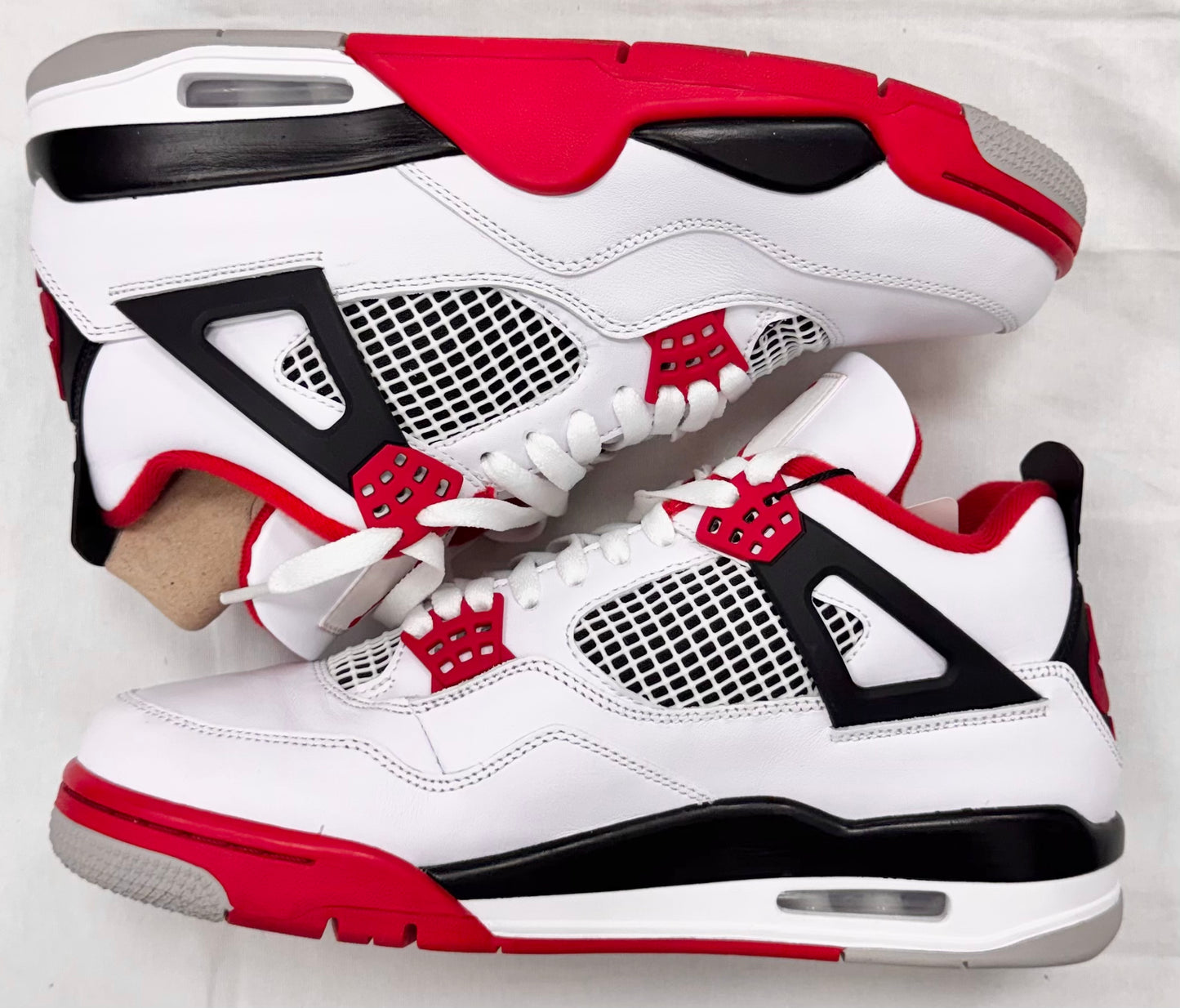 Jordan 4 Retro Fire Red (2020) (Pre-Owned)