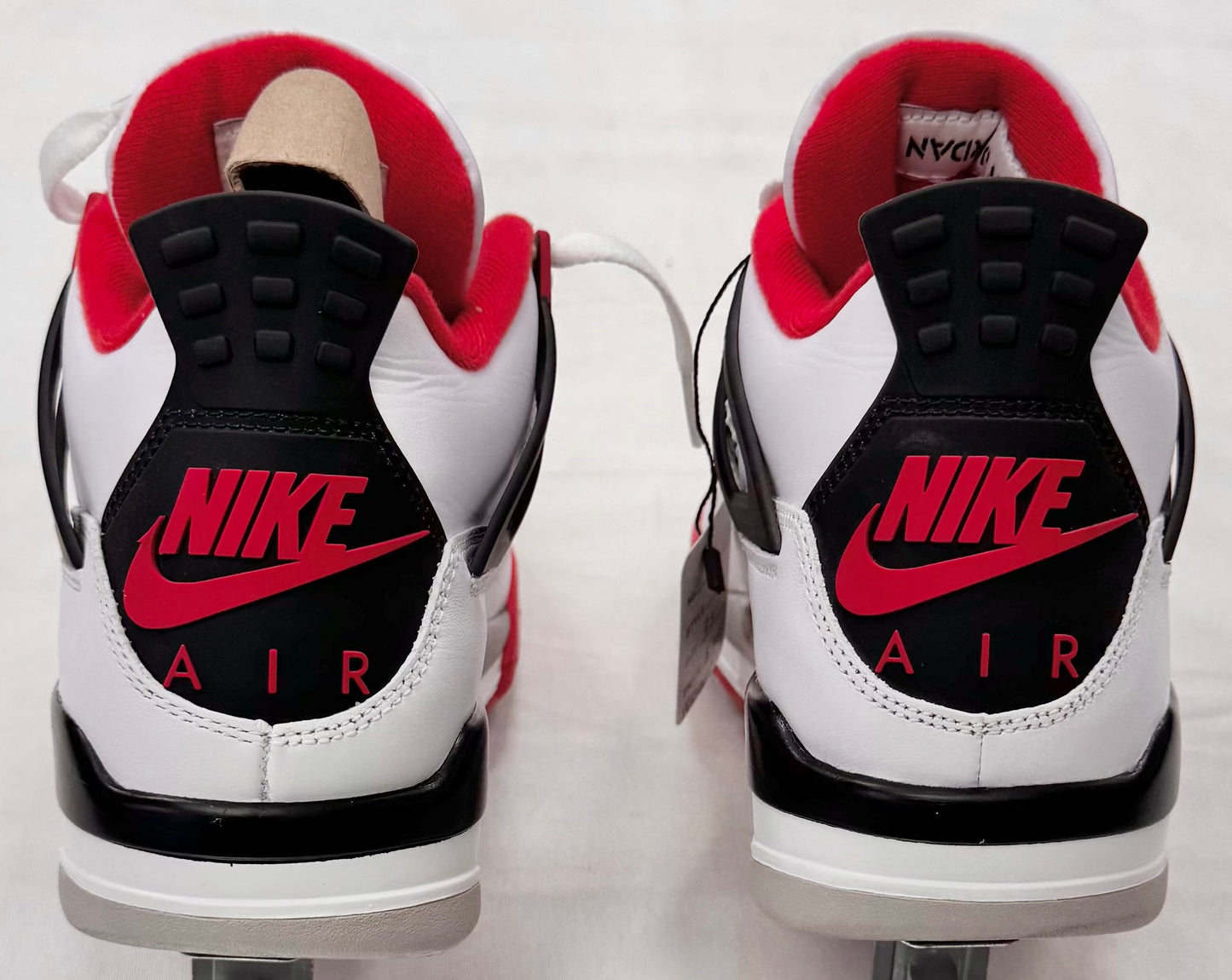 Jordan 4 Retro Fire Red (2020) (Pre-Owned)