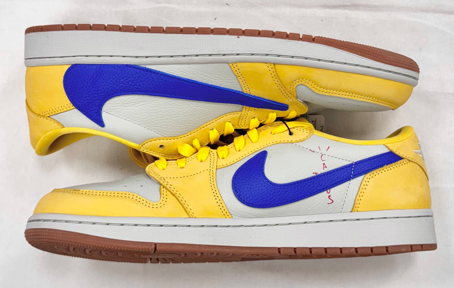 Jordan 1 Retro Low OG SP Travis Scott Canary (Women's) (Pre-Owned)