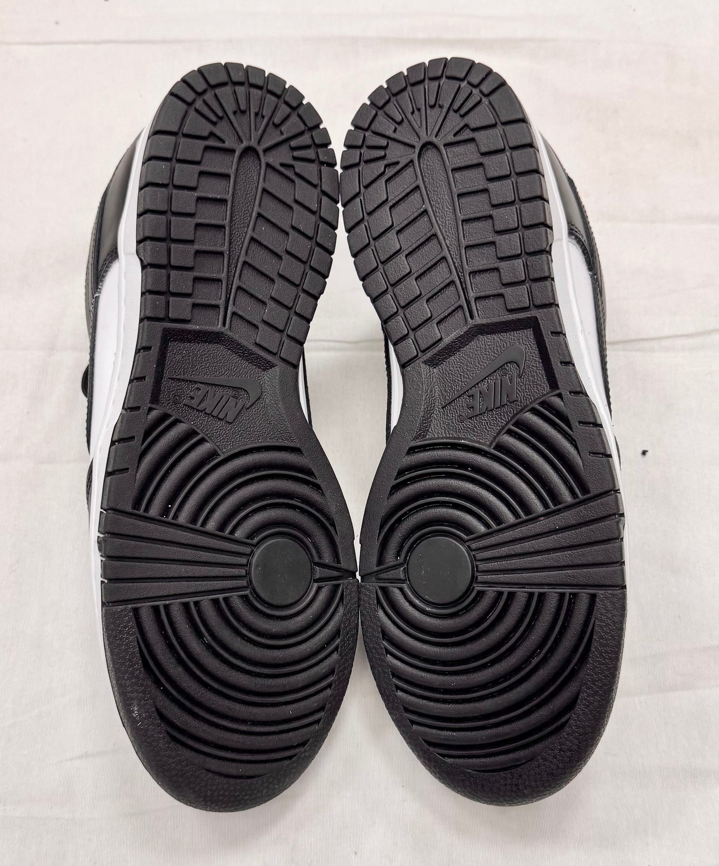 Nike Dunk Low Retro White Black Panda (Pre-Owned)