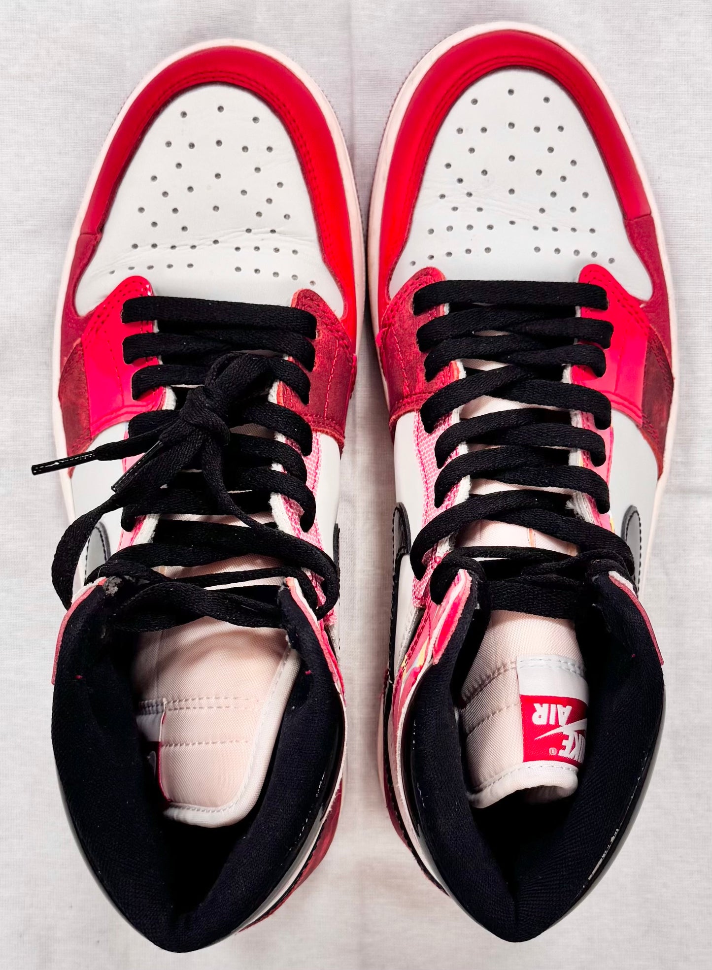 Jordan 1 Retro High OG Spider-Man Across the Spider-Verse (Pre-Owned)
