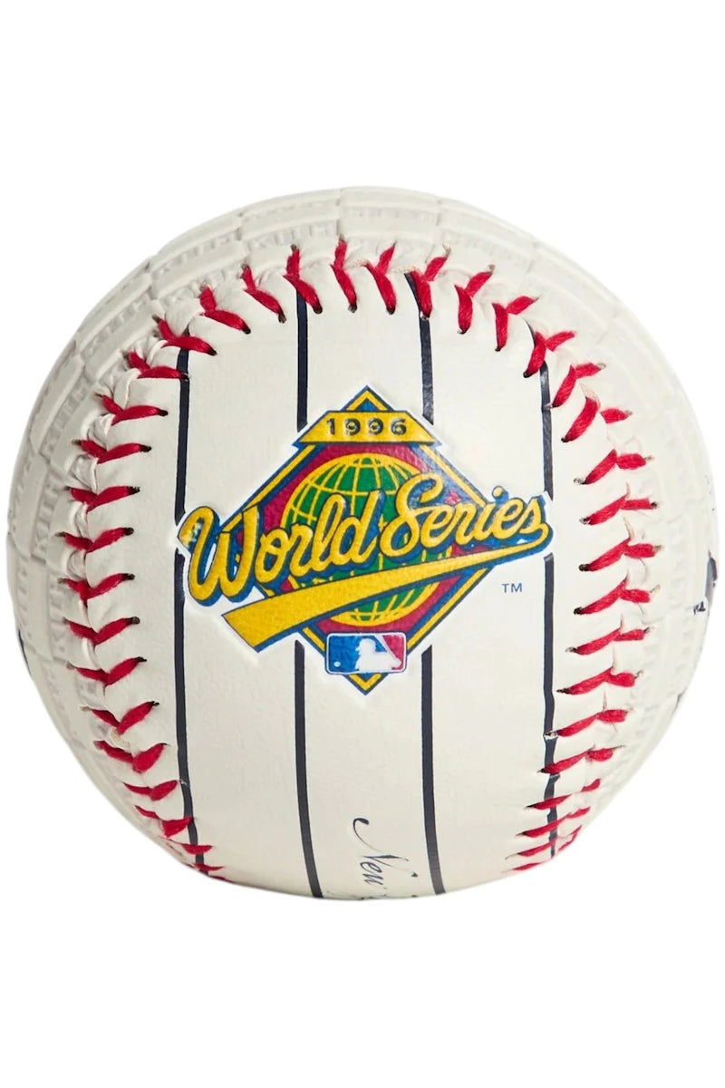 Kith x Rawlings x New York Yankees Commemorative Ornament Sandrift