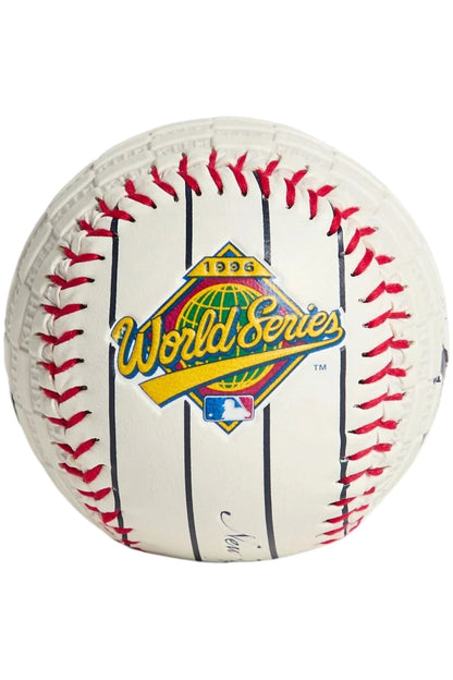 Kith x Rawlings x New York Yankees Commemorative Ornament Sandrift