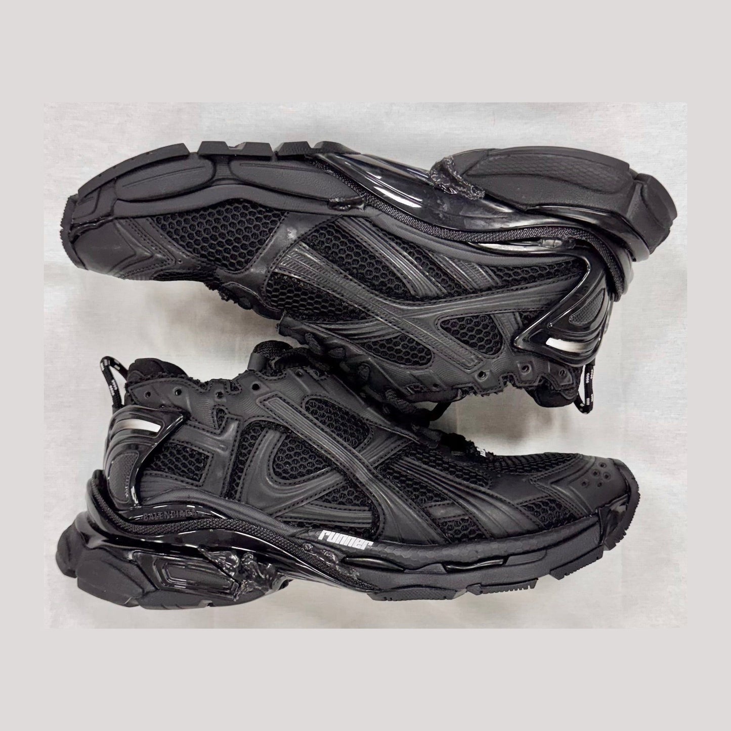Balenciaga Runner Sneaker 'Black Matte' (Pre-Owned)