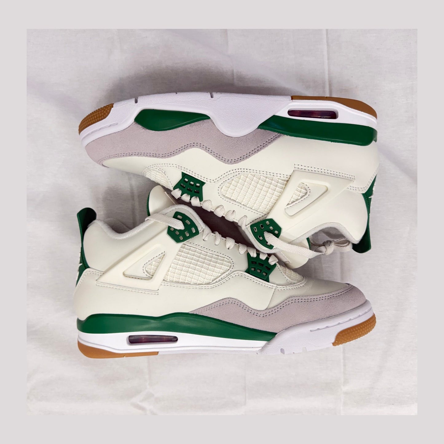 Jordan 4 Retro SB Pine Green (Pre-Owned)