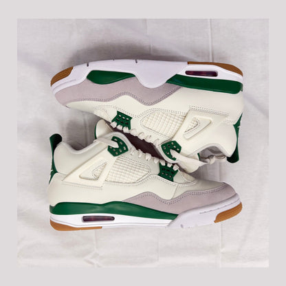 Jordan 4 Retro SB Pine Green (Pre-Owned)