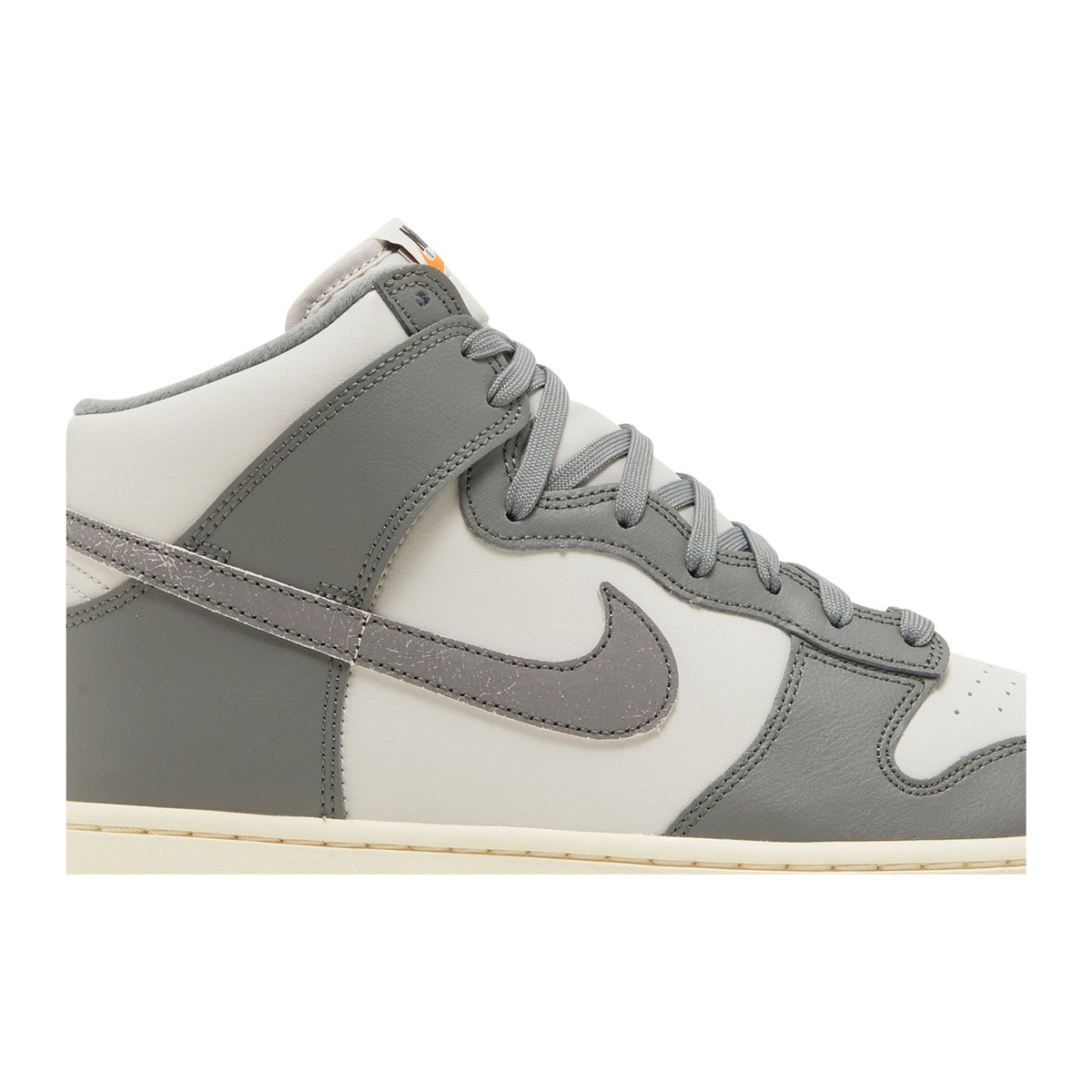 Nike Dunk High Vintage Light Bone Grey